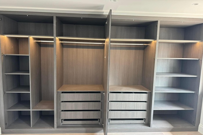 Walk in Wardrobes